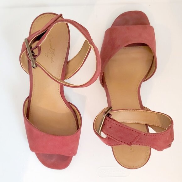 Universal Thread Megan Stacked Chunky Heel Ankle Strap Sandal Red Suede Shoes - Picture 3 of 14